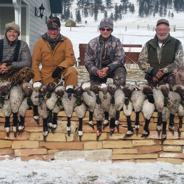 South Dakota Goose Hunting Guides & Nebraska Outfitters in SD High